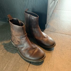 Men’s side zip boots
